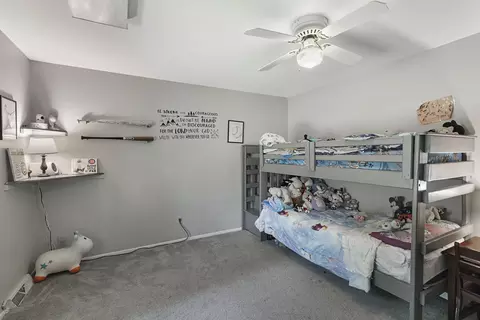 Bedroom - 824 Royal Dr, Mchenry, IL 60050 photo 3 of 6