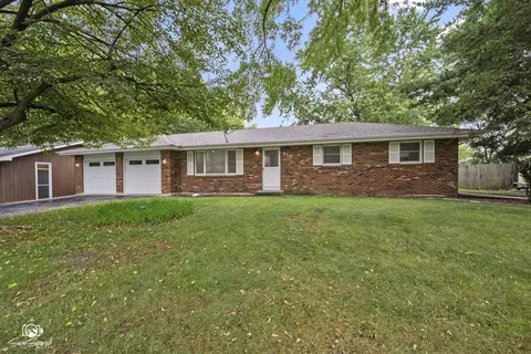 310 Cardinal Pl, Shorewood, IL 60404