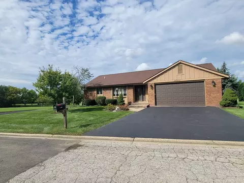39934 N Fairway Dr, Antioch, IL 60002