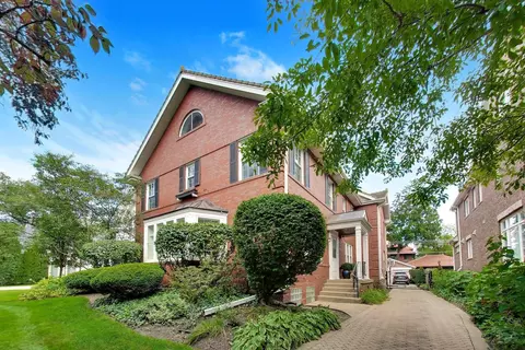 Exterior - Undisclosed, River Forest, IL 60305 photo 2 of 8