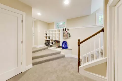 Entry Way - Undisclosed, River Forest, IL 60305 photo 1 of 1