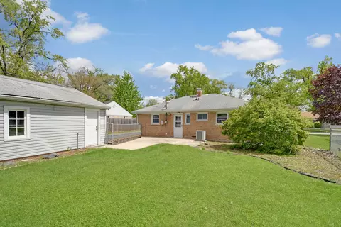 Exterior - 273 Mohawk St, Park Forest, IL 60466 photo 1 of 5