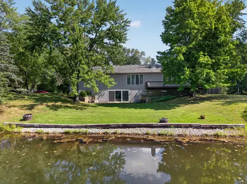Exterior - 5705 E North Prairie Dr, Morris, IL 60450 photo 8 of 10