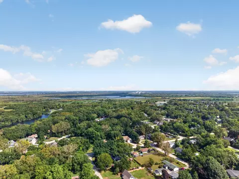 View/Area - 5705 E North Prairie Dr, Morris, IL 60450 photo 2 of 7