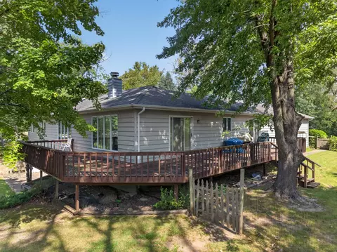 Exterior - 5705 E North Prairie Dr, Morris, IL 60450 photo 5 of 10