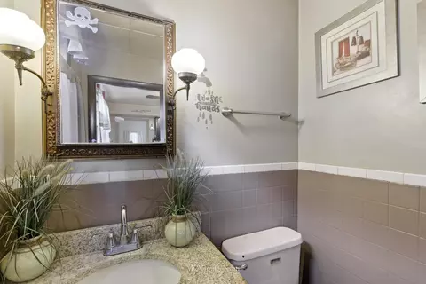 Bath - 514 E Jackson St, Joliet, IL 60432 photo 1 of 3