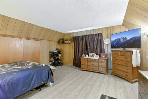 Bedroom - 514 E Jackson St, Joliet, IL 60432 photo 1 of 2