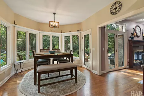 Dining - 2708 Whiting Ct, Mchenry, IL 60050 photo 2 of 3