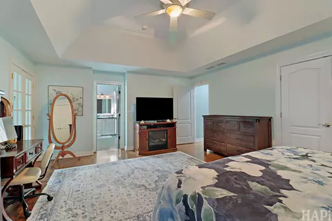 Bedroom - 2708 Whiting Ct, Mchenry, IL 60050 photo 7 of 8