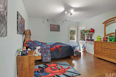 Bedroom - 2708 Whiting Ct, Mchenry, IL 60050 photo 4 of 8