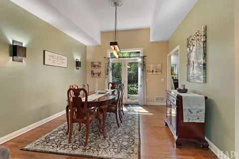 Dining - 2708 Whiting Ct, Mchenry, IL 60050 photo 1 of 3