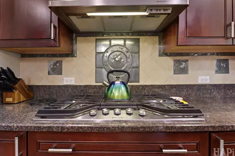 Kitchen - 2708 Whiting Ct, Mchenry, IL 60050 photo 5 of 5