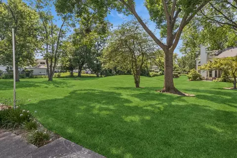 Exterior - 1315 Cheswick Ct #C, Wheeling, IL 60090 photo 3 of 3