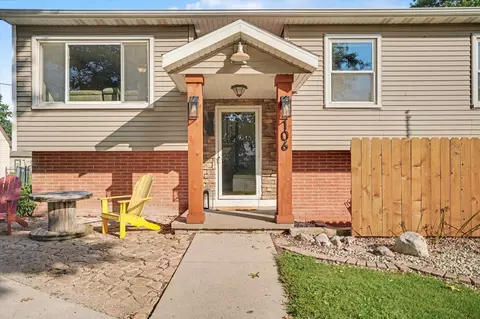 Exterior - 106 Mckinley Cir, Philo, IL 61864 photo 5 of 12