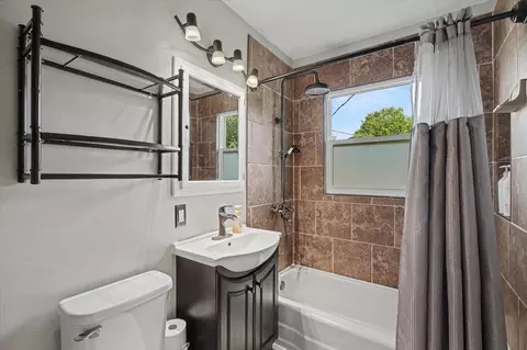 Bath - 106 Mckinley Cir, Philo, IL 61864 photo 1 of 2