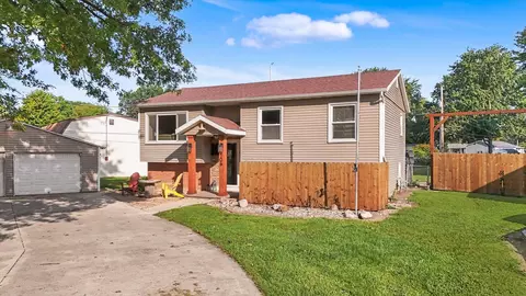 Exterior - 106 Mckinley Cir, Philo, IL 61864 photo 1 of 12