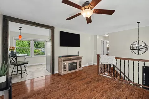 Entry Way - 106 Mckinley Cir, Philo, IL 61864 photo 4 of 7