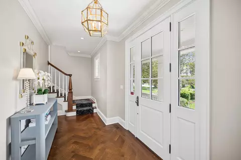 Entry Way - 887 Ash St, Winnetka, IL 60093 photo 4 of 4