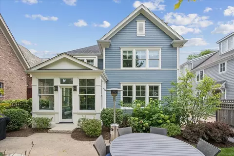 Exterior - 887 Ash St, Winnetka, IL 60093 photo 6 of 11