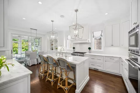 Kitchen - 887 Ash St, Winnetka, IL 60093 photo 1 of 4
