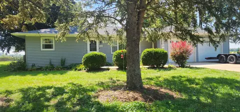 6696 Chicago Rd, Yorkville, IL 60560