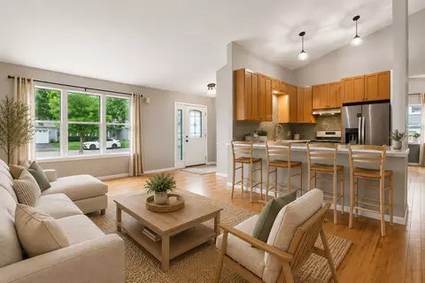 Living - 205 Chaparral Cir, Elgin, IL 60120 photo 1 of 4