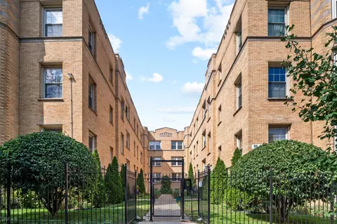 1622 W Wallen Ave #2S, Chicago, IL 60626