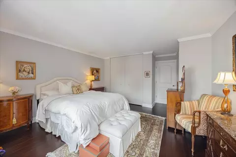 Bedroom - 111 E Chestnut St #16J, Chicago, IL 60611 photo 3 of 3