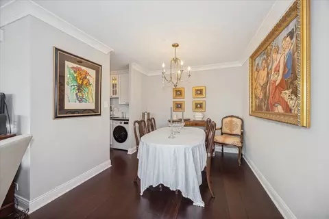 Dining - 111 E Chestnut St #16J, Chicago, IL 60611 photo 1 of 1