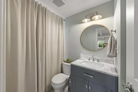 Bath - 1511 Avery Ave, Wheaton, IL 60187 photo 1 of 2