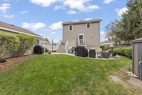 Exterior - 1511 Avery Ave, Wheaton, IL 60187 photo 5 of 6
