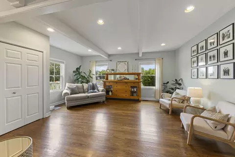Living - 1511 Avery Ave, Wheaton, IL 60187 photo 3 of 3