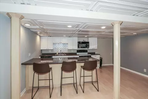 Kitchen - 33838 N Christa Dr, Ingleside, IL 60041 photo 7 of 7