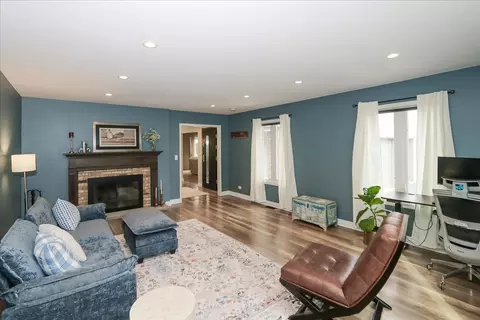 Living - 33838 N Christa Dr, Ingleside, IL 60041 photo 3 of 5