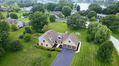 View/Area - 33838 N Christa Dr, Ingleside, IL 60041 photo 2 of 3