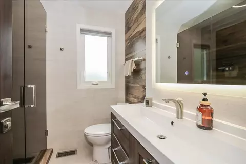 Bath - 33838 N Christa Dr, Ingleside, IL 60041 photo 4 of 4