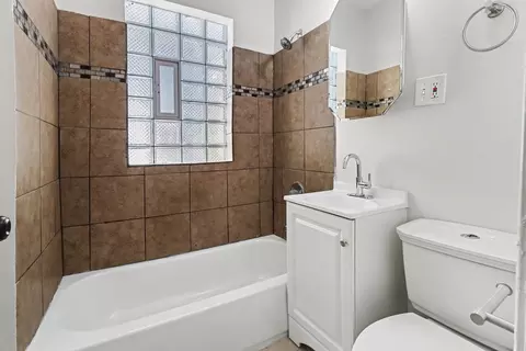 Bath - Undisclosed, Chicago, IL 60629 photo 1 of 1