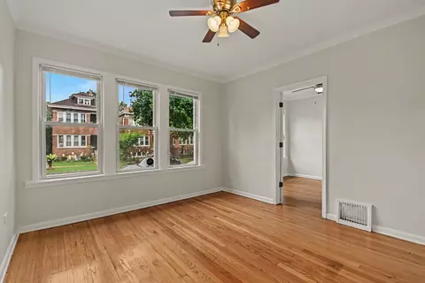 Living - Undisclosed, Chicago, IL 60629 photo 2 of 4