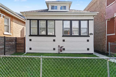 Exterior - Undisclosed, Chicago, IL 60629 photo 2 of 6