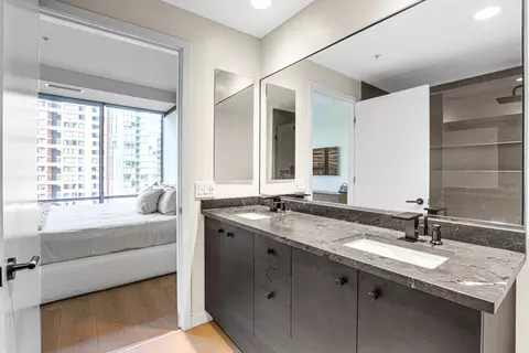 Bath - 240 E Illinois St #1102, Chicago, IL 60611 photo 4 of 5