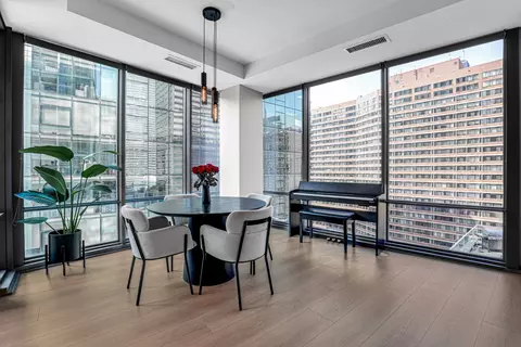 Dining - 240 E Illinois St #1102, Chicago, IL 60611 photo 2 of 3