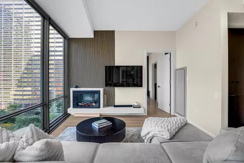 Living - 240 E Illinois St #1102, Chicago, IL 60611 photo 2 of 4