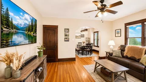 Living - 306 Gregory St, Normal, IL 61761 photo 4 of 4