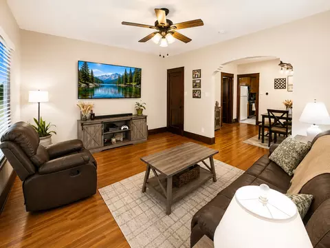 Living - 306 Gregory St, Normal, IL 61761 photo 2 of 4