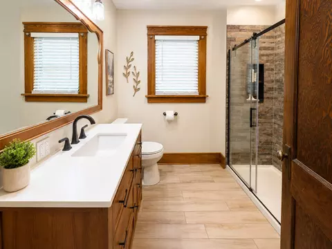 Bath - 306 Gregory St, Normal, IL 61761 photo 1 of 5
