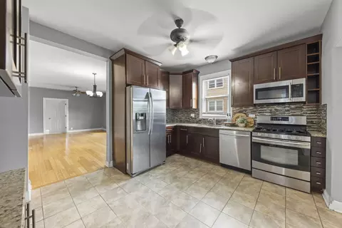Kitchen - 8019 46th St, Lyons, IL 60534 photo 2 of 3