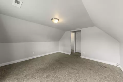 Bedroom - 8019 46th St, Lyons, IL 60534 photo 2 of 5