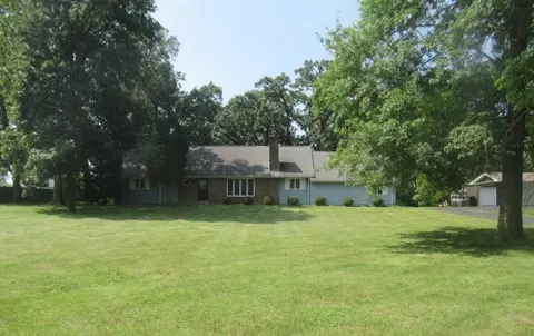 81 Lillian Ln, Yorkville, IL 60560