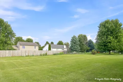 Exterior - Undisclosed, Mchenry, IL 60050 photo 5 of 5