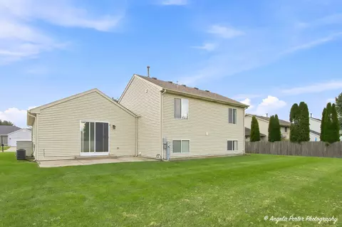 Exterior - Undisclosed, Mchenry, IL 60050 photo 3 of 5